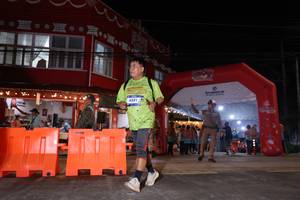 BIB: 4591
                            <button type="button" onclick="openModal(26263656)" class="btn btn-primary btn-sm float-right btn-popup" data-toggle="modal" data-target=".modal-high-quality">
                        <i class="fas fa-shopping-cart"></i> Add to Cart
                    </button>
                                            <button type="button" onclick="isThisMe(26263656, true)" class="btn btn-success btn-sm float-right btn-popup btn-isme hidden" data-toggle="tooltip" data-placement="bottom" title="นี่คือรูปของคุณใช่ไหม คลิกที่นี่เพื่อเอาเข้าอัลบั้ม">
                        <i class="fas fa-plus"></i> Add to album
                    </button>
                    <button type="button" onclick="isThisMe(26263656, false)" class="btn btn-warning btn-sm float-right btn-popup btn-isnotme hidden">
                        <i class="fas fa-ban"></i> Remove from album
                    </button>